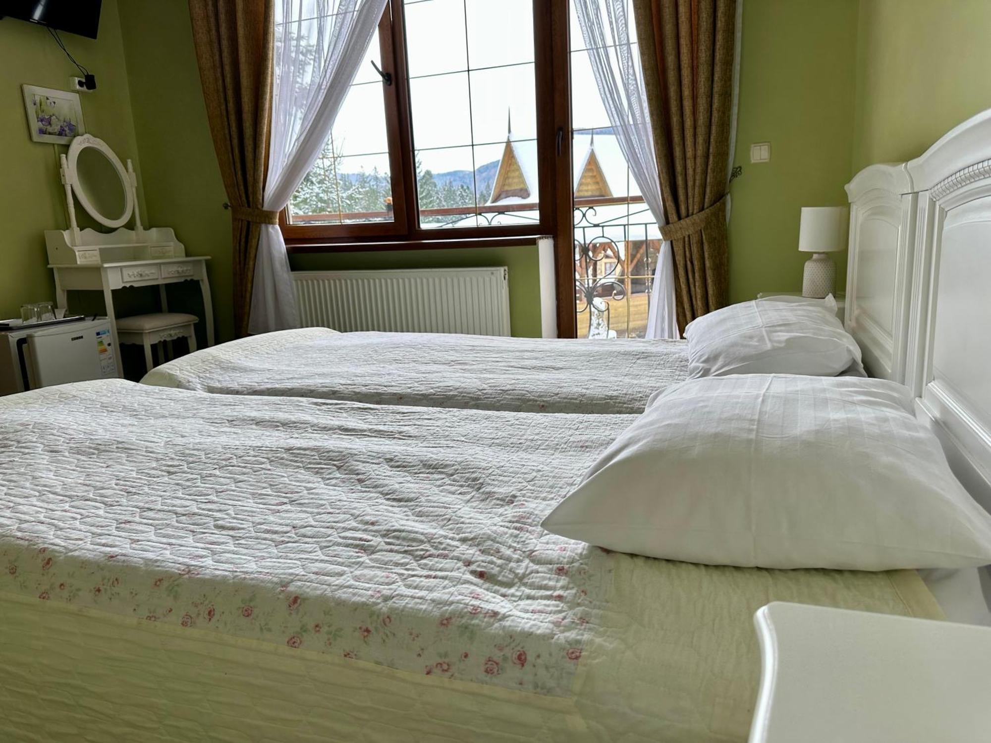 Hotel Dykyi Med Tatariv Eksteriør bilde